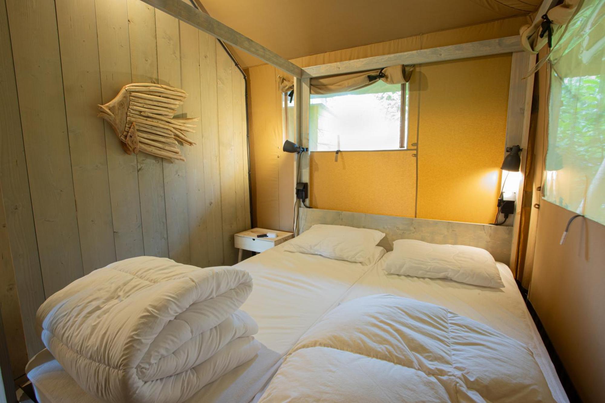 Camping Vossenberg - Op De Veluwe! 伊皮 外观 照片