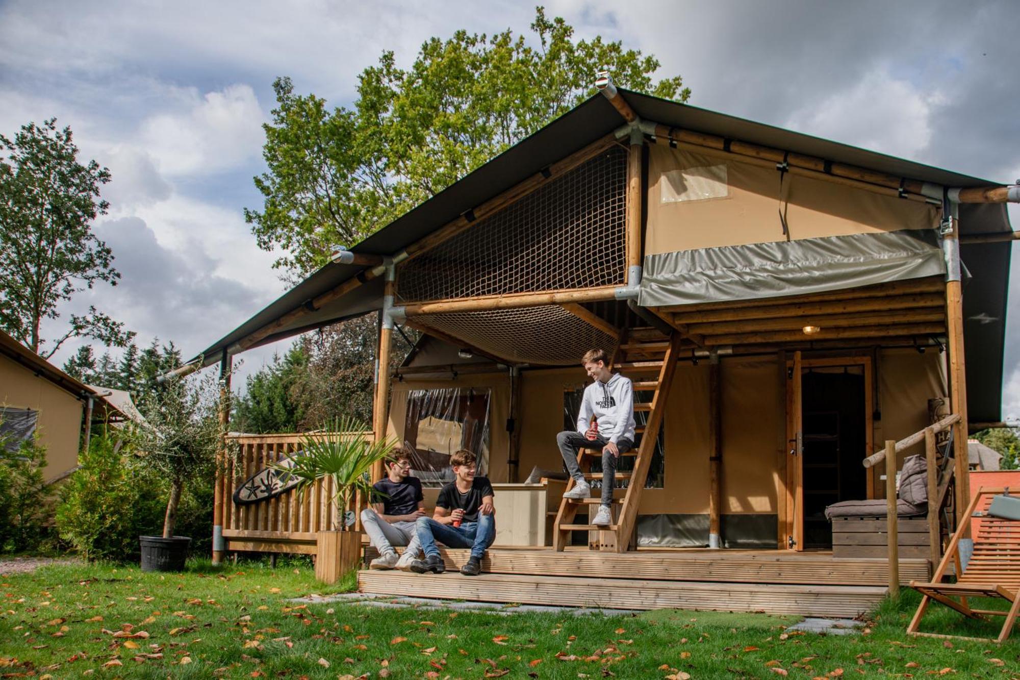 Camping Vossenberg - Op De Veluwe! 伊皮 外观 照片